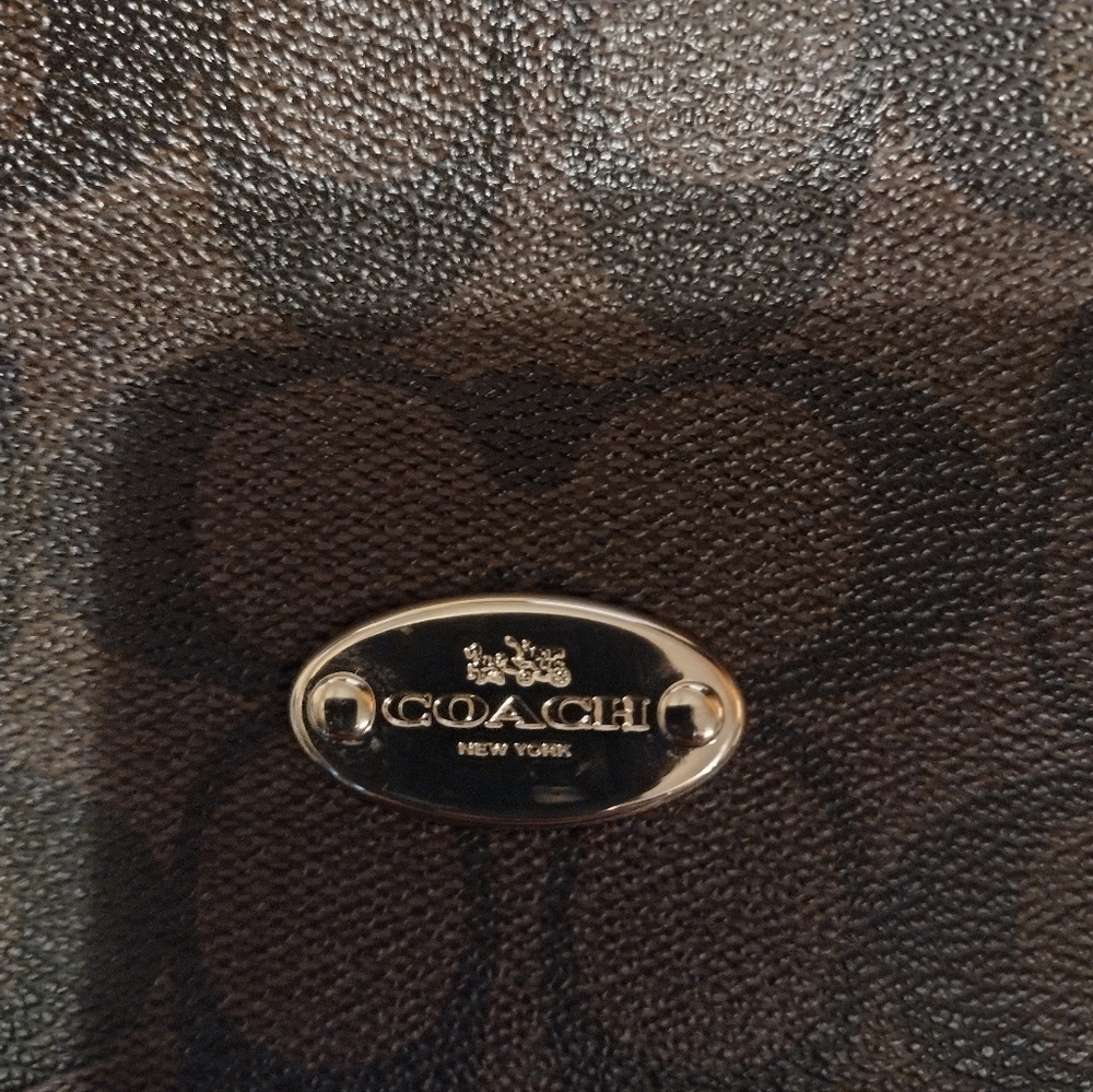 Coach Signature Handbag - Picture 6 of 6